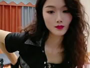 Beauté asiatique danse sexy